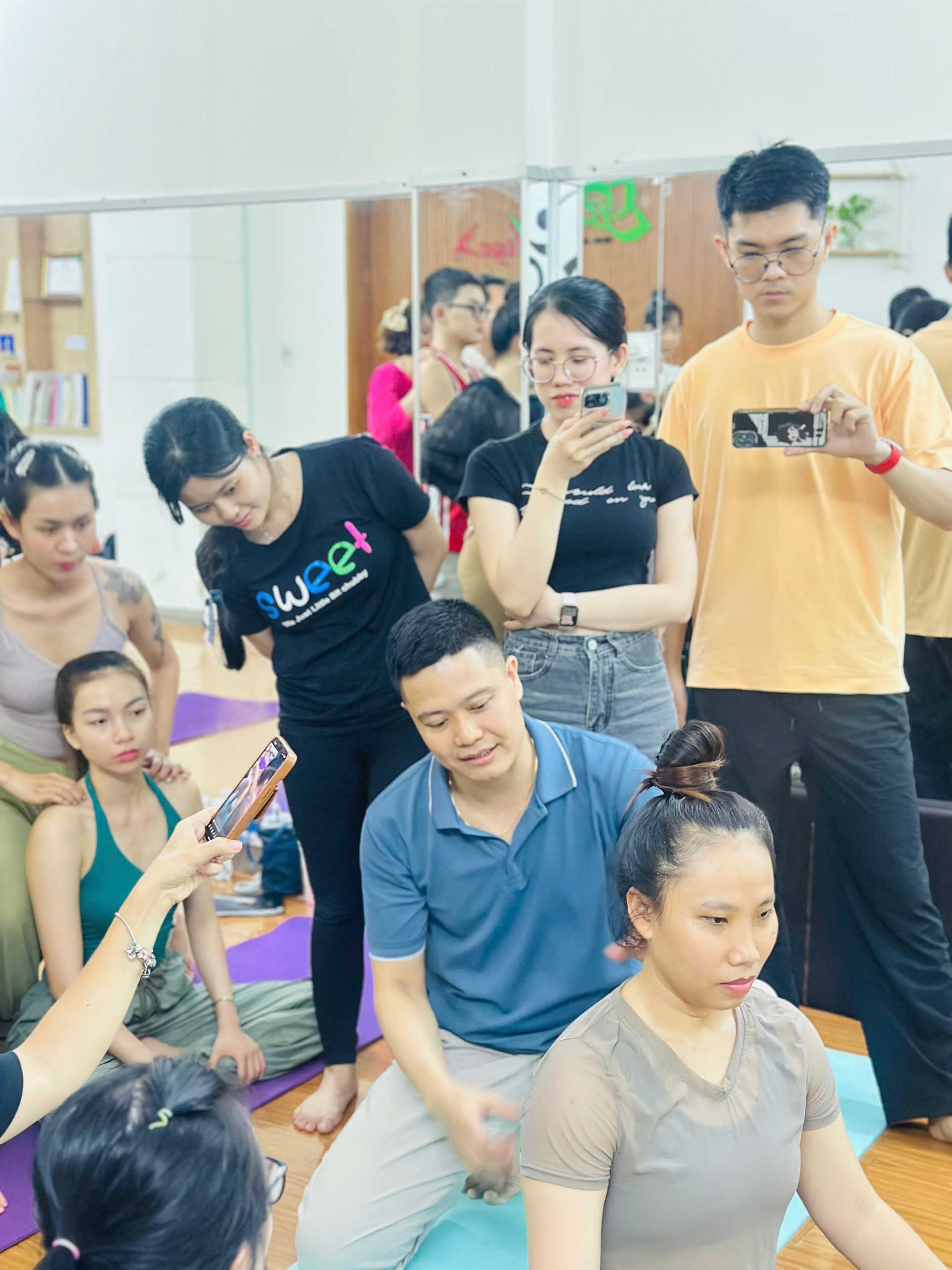 HLV Yoga TP Hồ Chí Minh - Bsky 5.2015