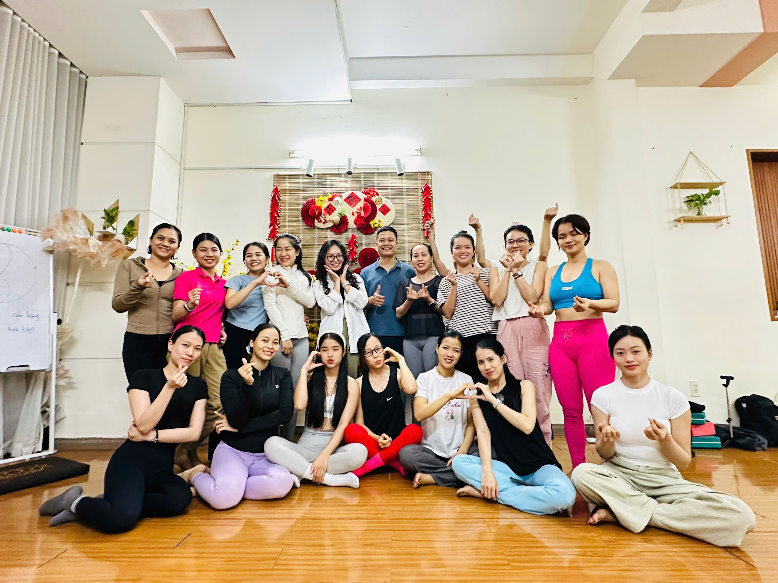 HLV Yoga TP HCM - Bsky 1.2015